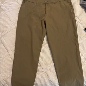 Lululemon Men's Chino Pants in Dark Khaki 40 x 28 inseam